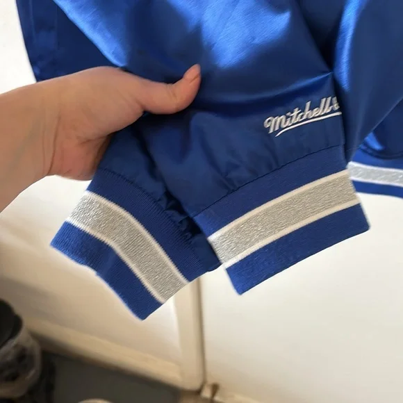 Dodger jacket - Mitchell & News size small - LIKE NEW
MLB - DODGERS - Picture 4 of 4